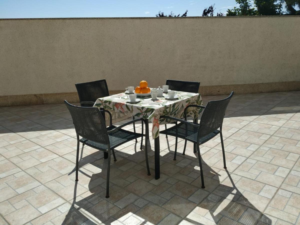 איסלה דה ארוסה Apartamentos Illa מראה חיצוני תמונה