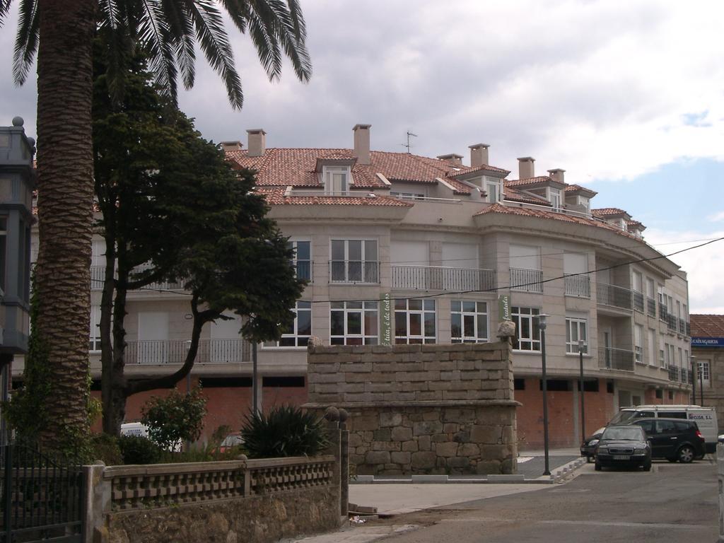 איסלה דה ארוסה Apartamentos Illa מראה חיצוני תמונה